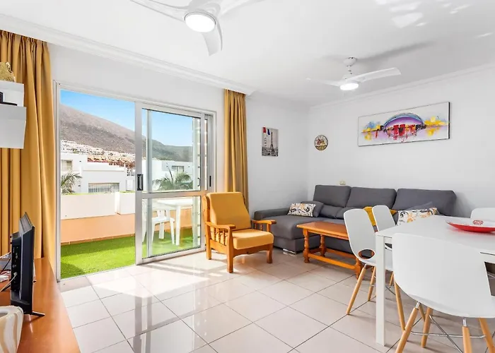 Seres 212 Apartment *